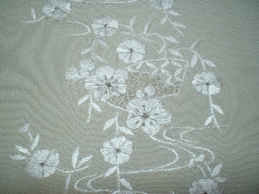 刺繍半衿お洗濯2