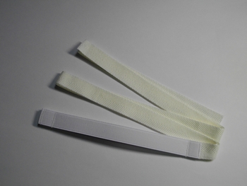 三重紐(アイボリー)