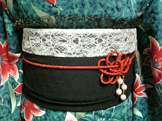 浴衣：レース重ね衿